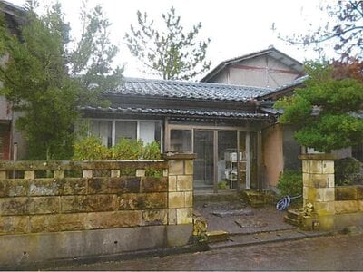 石川県加賀市 加賀温泉駅25分 戸建て 171万円の競売物件 #1