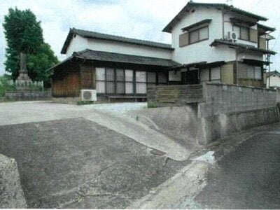 (値下げ) 福岡県飯塚市 鯰田駅17分 戸建て 156万円の競売物件 #1