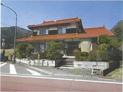 (値下げ) 鳥取県日野郡日野町 黒坂駅8分 戸建て 395万円の競売物件 #1