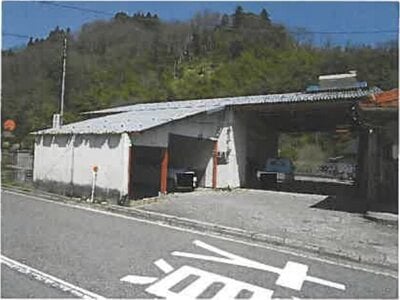 (値下げ) 鳥取県日野郡日野町 黒坂駅8分 戸建て 395万円の競売物件 #2