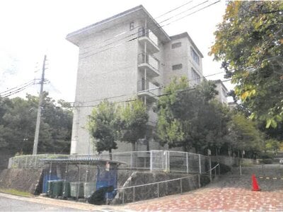 京都府京都市西京区 洛西口駅 マンション「洛西境谷住宅」276万円の競売物件 #1