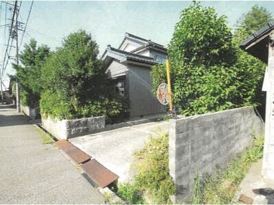 富山県氷見市 氷見駅25分 戸建て 230万円の競売物件 #1