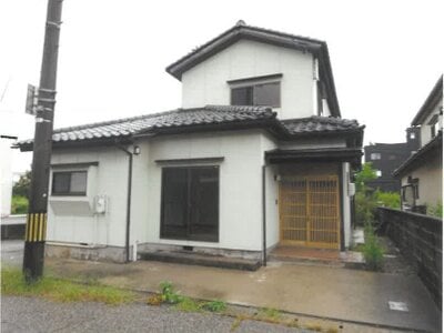 富山県高岡市 旭ヶ丘駅5分 戸建て 350万円の競売物件 #1