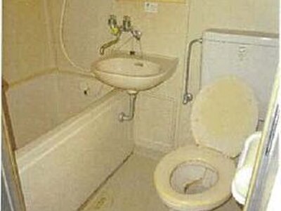 愛媛県松山市 本町六丁目駅7分 戸建て 1,395万円の競売物件 #52