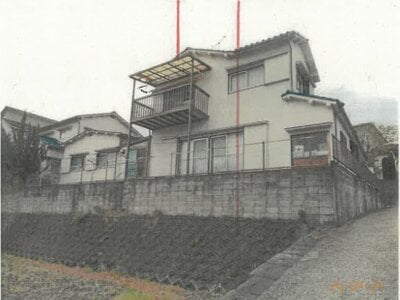 (値下げ) 奈良県生駒郡平群町 平群駅7分 戸建て 350万円の競売物件 #2