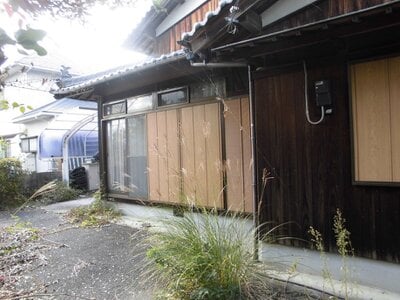 愛媛県西条市 伊予三芳駅 戸建て 230万円の官公庁公売物件 #3