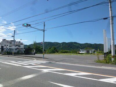 (値下げ) 愛媛県四国中央市 伊予土居駅15分 土地 3,737万円の国税庁公売物件 #1