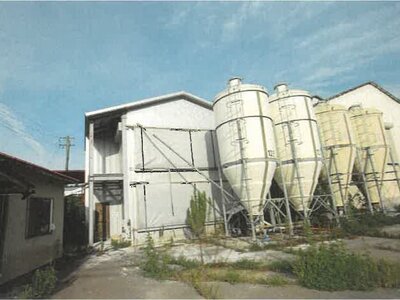 富山県小矢部市 倶利伽羅駅 戸建て 273万円の競売物件 #1