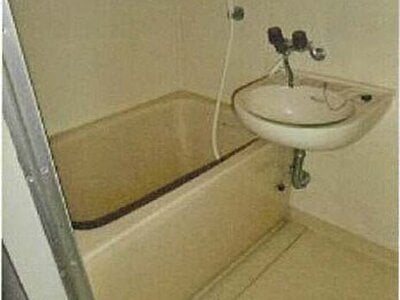 愛媛県松山市 高砂町駅6分 戸建て 770万円の競売物件情報 #9