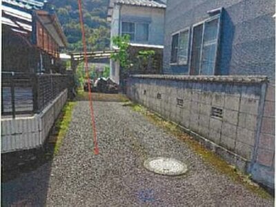 (値下げ) 愛媛県西条市 伊予西条駅22分 戸建て 106万円の競売物件情報 #3