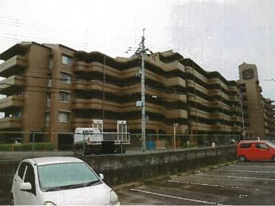 和歌山県岩出市 紀伊小倉駅28分 マンション「シャルマンフジ岩出」200万円の競売物件情報 #1