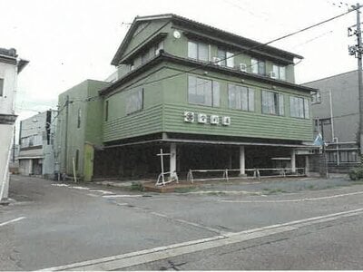 (値下げ) 新潟県村上市 坂町駅3分 戸建て 198万円の競売物件情報 #1