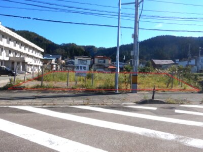秋田県湯沢市 上湯沢駅22分 土地 700万円の国有財産売却物件情報 #1