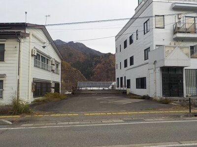 新潟県南魚沼郡湯沢町 越後湯沢駅4分 戸建て 302万円の官公庁公売物件情報 #3