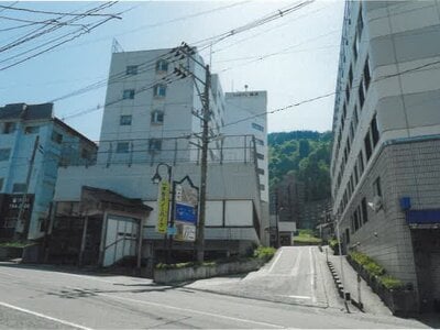 新潟県南魚沼郡湯沢町 越後湯沢駅3分 マンション「シャルマン湯沢」1万円の競売物件情報 #1