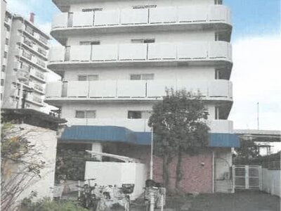 神奈川県横浜市神奈川区 京急新子安駅4分 マンション「メゾンボヌール新子安」924万円の競売物件情報 #1
