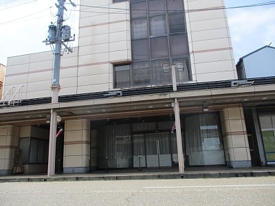 (値下げ) 新潟県加茂市 加茂駅6分 マンション 1,373万円の官公庁公売物件情報 #1