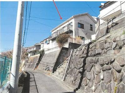 (値下げ) 神奈川県鎌倉市 富士見町駅8分 戸建て 723万円の競売物件情報 #1