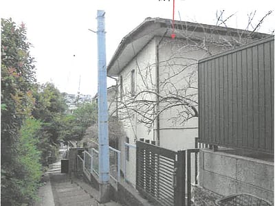 神奈川県横浜市港北区 妙蓮寺駅7分 戸建て 156万円の競売物件情報 #1