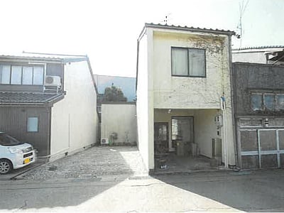 富山県氷見市 氷見駅8分 戸建て 420万円の競売物件情報 #1