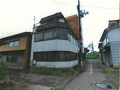 (値下げ) 新潟県加茂市 加茂駅3分 戸建て 163万円の競売物件情報 #1