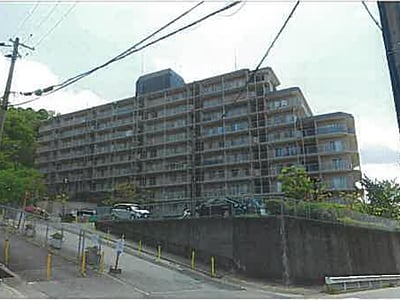 (値下げ) 兵庫県神戸市北区 鈴蘭台駅10分 マンション「鈴蘭台パインクレスト」118万円の競売物件情報 #1