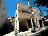 埼玉県川口市の競売物件 2,289万円 戸建て 97m²