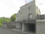 奈良県生駒市の競売物件 605万円 戸建て 99m²