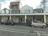 新潟県加茂市の競売物件 352万円 戸建て 248m²