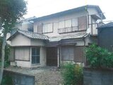 静岡県沼津市の競売物件 196万円 戸建て 107m²