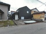 新潟県三条市の競売物件 602万円 戸建て 152m²