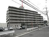 京都府京都市伏見区の競売物件 569万円 マンション 49m²