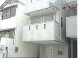 大阪府豊中市の競売物件 921万円 戸建て 97m²