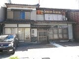 富山県滑川市の競売物件 76万円 戸建て 196m²