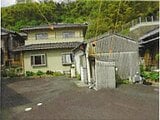愛媛県西予市の競売物件 399万円 戸建て 181m²