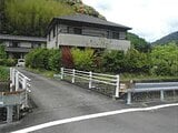 静岡県藤枝市の競売物件 195万円 戸建て 180m²