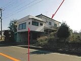 神奈川県愛甲郡愛川町の競売物件 277万円 戸建て 129m²