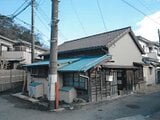 神奈川県横須賀市の競売物件 975万円 戸建て 81m²