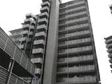 神奈川県横須賀市の競売物件 1,061万円 マンション 69m²