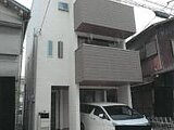 大阪府寝屋川市の競売物件 1,567万円 戸建て 105m²