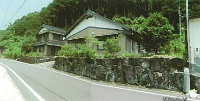 三重県南牟婁郡紀宝町の競売物件 197万円 戸建て 133m&sup2;