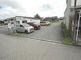 富山県高岡市の競売物件 454万円 土地 337m&sup2;