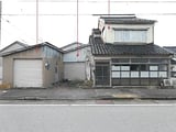 富山県魚津市の競売物件 93万円 戸建て 163m&sup2;