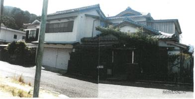 三重県鳥羽市の競売物件 304万円 戸建て 224m&sup2;