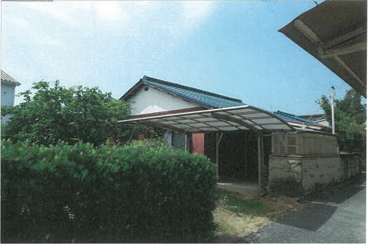 detached 東神吉町出河原