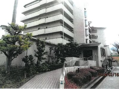 大阪府吹田市 万博記念公園駅19分 マンション「ローレルコート千里山田」1,434万円の競売物件 #1