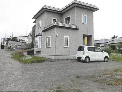 北海道根室市 根室駅8分 一戸建て 292万円の競売物件 #1