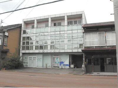 新潟県妙高市 新井駅6分 一戸建て 137万円の競売物件 #1