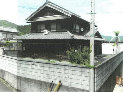 三重県北牟婁郡紀北町 紀伊長島駅25分 一戸建て 294万円の競売物件 #1