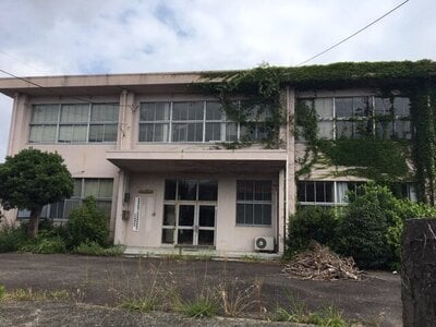 (値下げ) 徳島県小松島市 南小松島駅9分 一戸建て 870万円の官公庁公売物件 #1